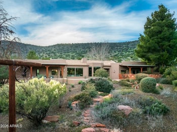 121 Los Coyotes Trl, Sedona, AZ 86351