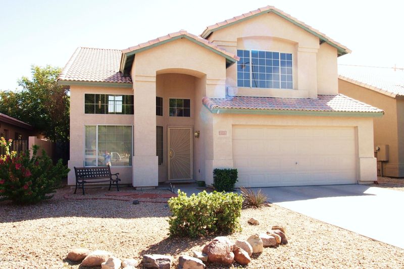 121 W Muriel Dr, Phoenix, AZ 85023