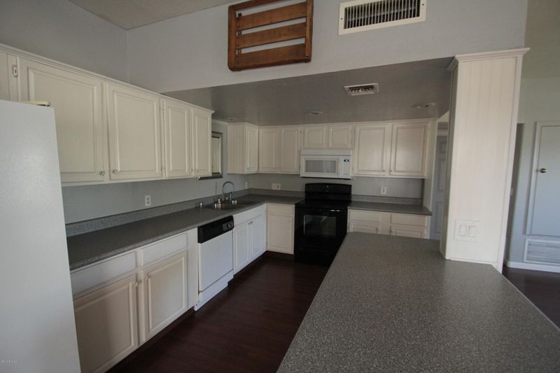 121 W Washington Ave, Gilbert, AZ 85233