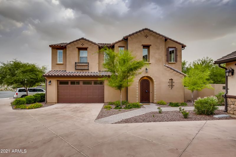 1210 E Brookwood Ct, Phoenix, AZ 85048
