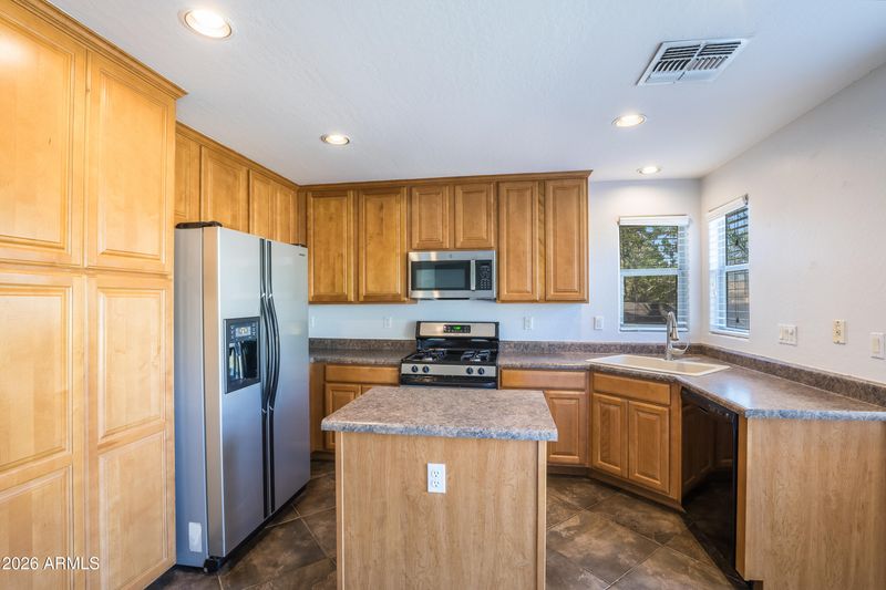 1210 E Marcella Ln, Gilbert, AZ 85295