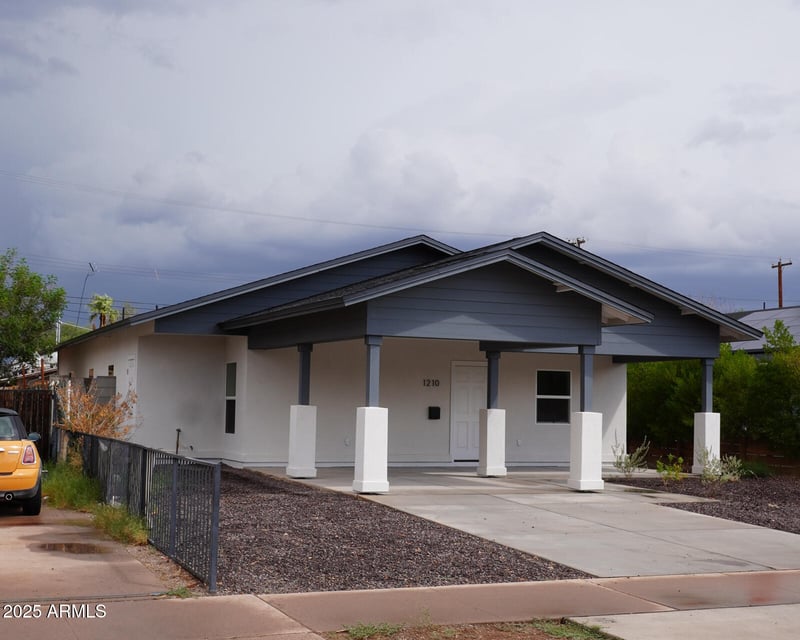 1210 Garfield St, Phoenix, AZ 85006