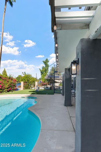 1210 Harbor View Dr, Tempe, AZ 85283