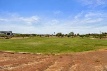 1210 Helena Dr, Phoenix, AZ 85022