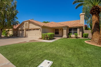 1210 Seahorse Ln, Gilbert, AZ 85234