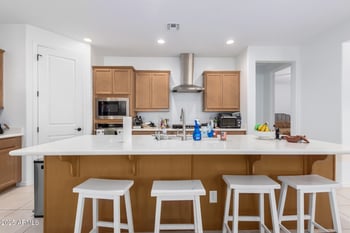 12105 Luxton Ln, Avondale, AZ 85323