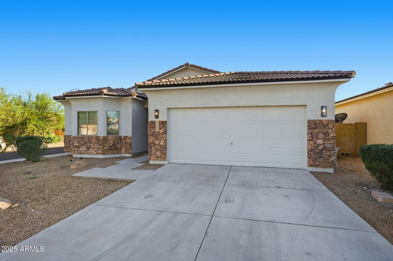 12105 Ocotillo Ln, El Mirage, AZ 85335