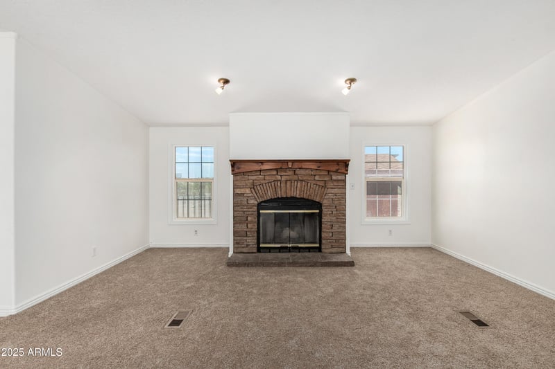 12107 215th Ln, Buckeye, AZ 85326