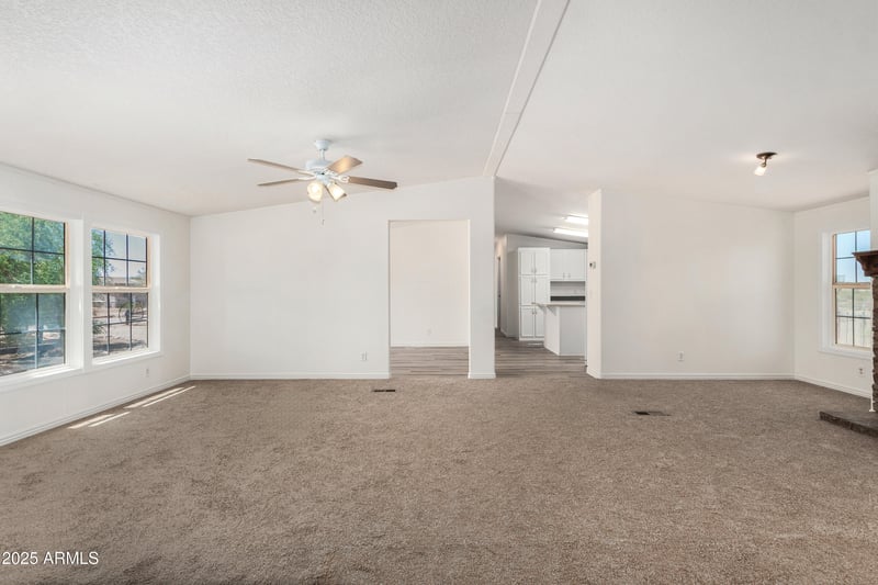 12107 215th Ln, Buckeye, AZ 85326