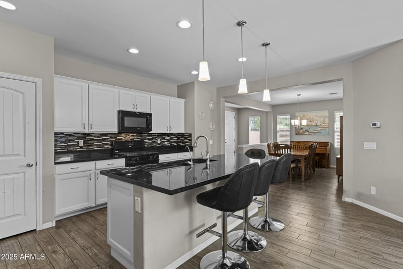 12109 Desert Moon Way, Peoria, AZ 85383