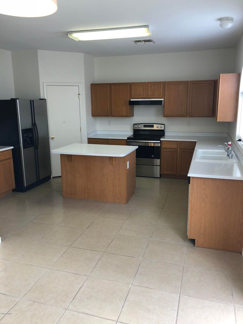 1211 E Bowker St, Phoenix, AZ 85040