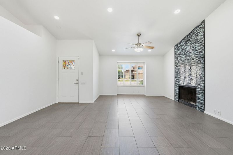 1211 E Todd Dr, Tempe, AZ 85283