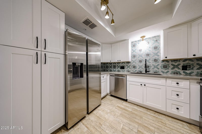 1211 Miller Rd #255, Scottsdale, AZ 85257