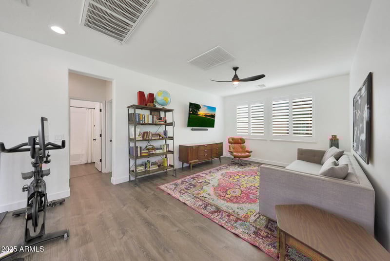 12110 Dale Ln, Peoria, AZ 85383