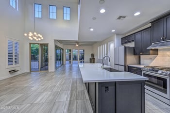 12110 Dale Ln, Peoria, AZ 85383