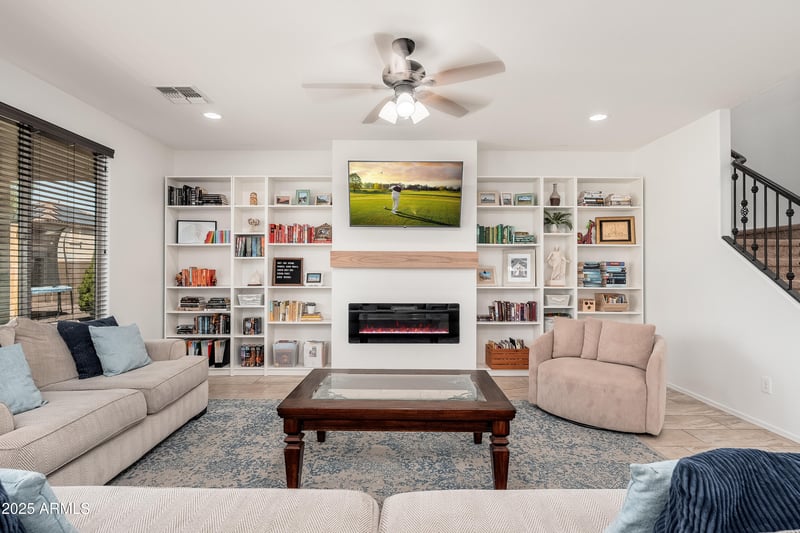 12110 Rowel Rd, Peoria, AZ 85383