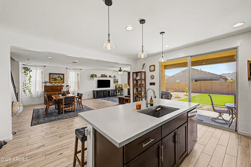12117 W Levi Dr, Avondale, AZ 85323