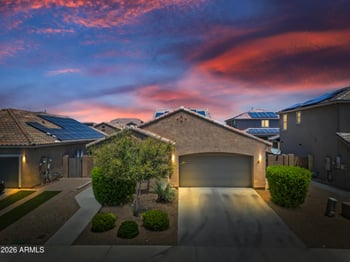 12118 Hide Trl, Peoria, AZ 85383