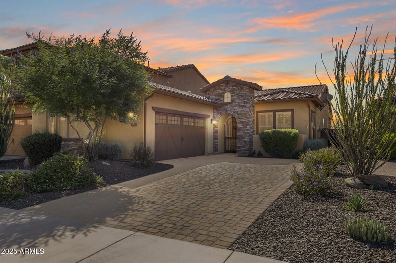 12121 Desert Mirage Dr, Peoria, AZ 85383