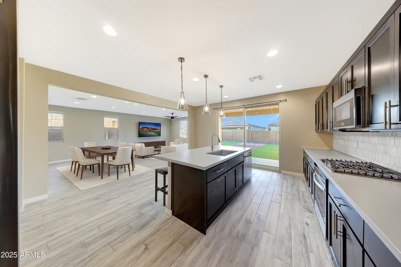 12122 Levi Dr, Avondale, AZ 85323