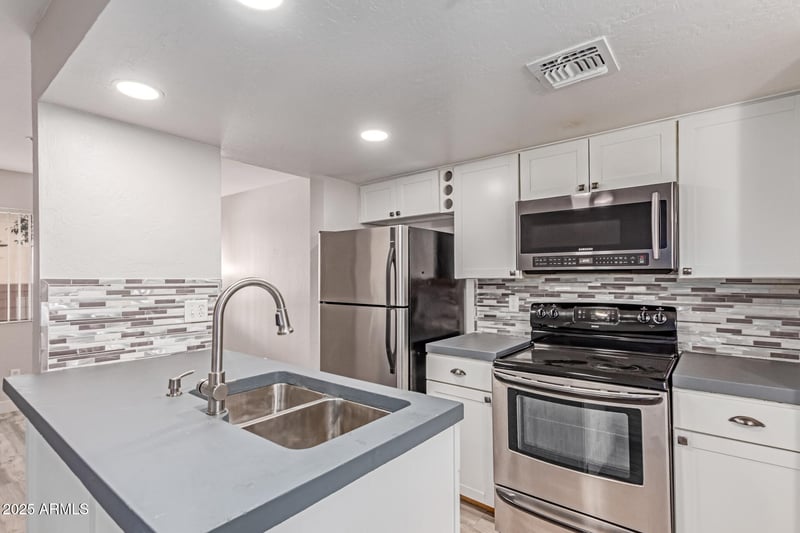 12123 Bell Rd #138, Surprise, AZ 85378