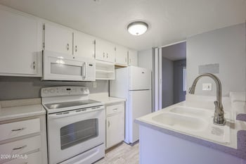 12123 Bell Rd #103, Surprise, AZ 85378