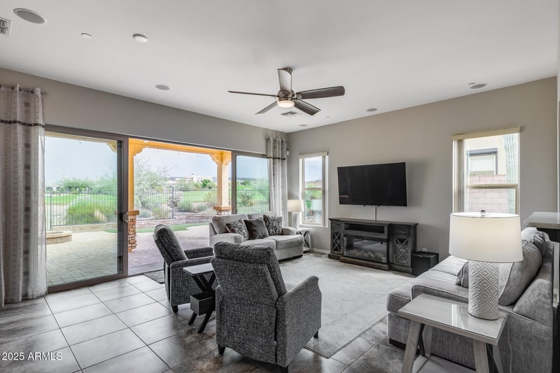 12128 Desert Mirage Dr, Peoria, AZ 85383