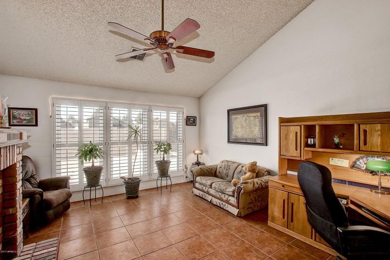 1213 E Mineral Rd, Gilbert, AZ 85234