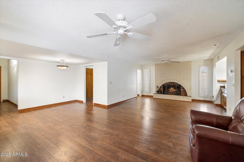 1213 Esplanade St, Mesa, AZ 85201