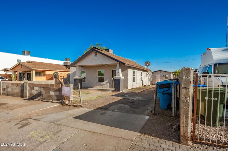 1213 W Pima St, Phoenix, AZ 85007