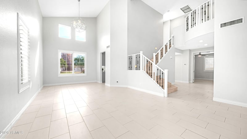 1213 W Stella Ln, Phoenix, AZ 85013