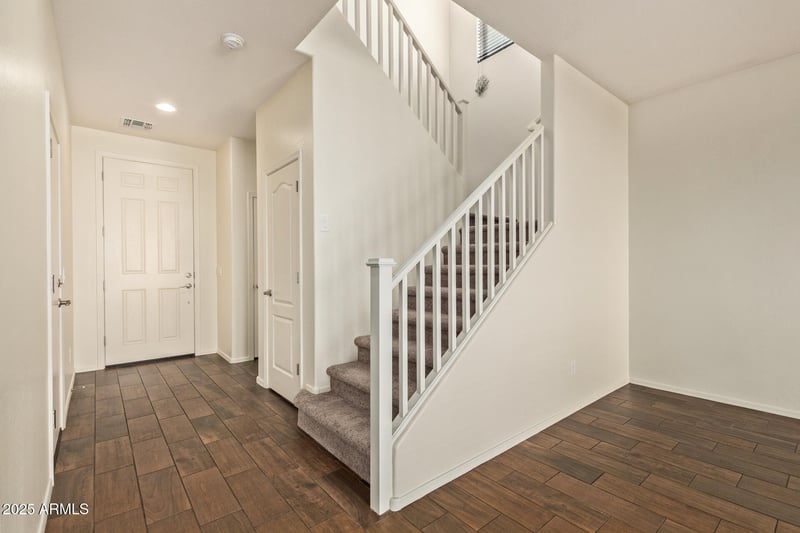 12136 Tether Trl, Peoria, AZ 85383