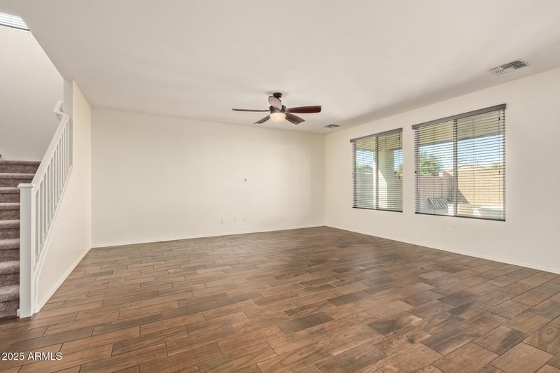 12136 Tether Trl, Peoria, AZ 85383