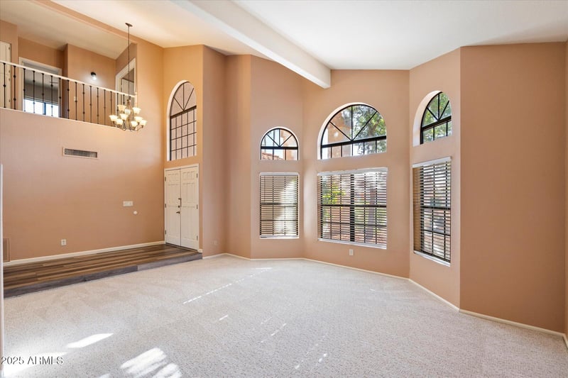 1214 Iris Dr, Gilbert, AZ 85233