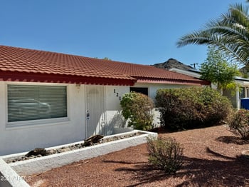 1214 Las Palmaritas Dr, Phoenix, AZ 85020