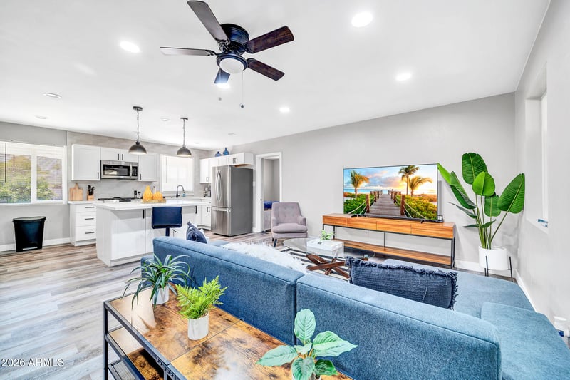1214 W Highland Ave, Phoenix, AZ 85013