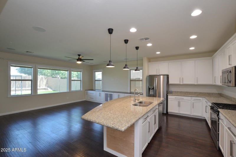 12144 Remuda Dr, Peoria, AZ 85383