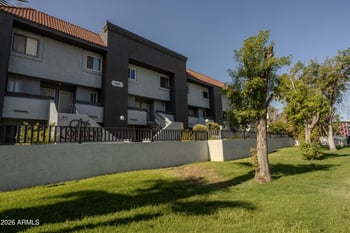 1215 E Lemon St #220, Tempe, AZ 85281
