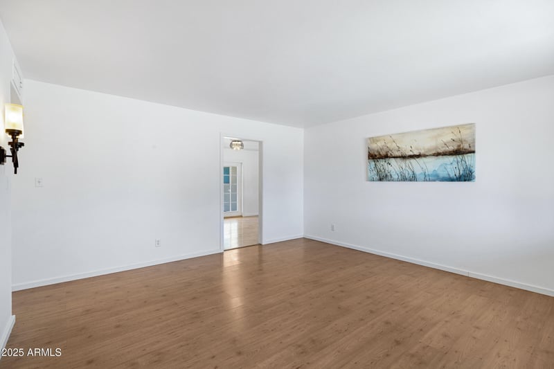 1215 Geneva Dr, Tempe, AZ 85282