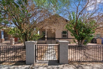 1215 W Woodland Ave, Phoenix, AZ 85007