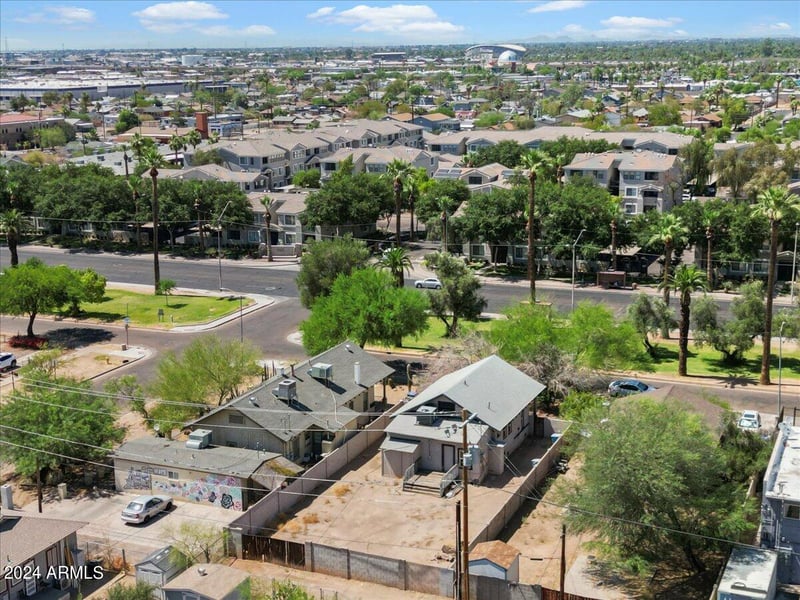 1215 W Woodland Ave, Phoenix, AZ 85007