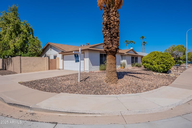 12154 Ki Rd, Phoenix, AZ 85044