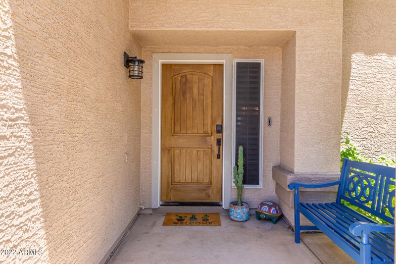 1216 E Windsong Dr, Phoenix, AZ 85048
