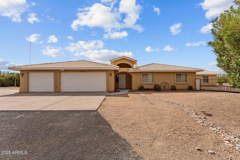 1216 Easy St, Wickenburg, AZ 85390