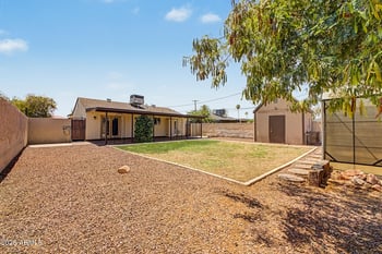 1216 Clarendon Ave, Phoenix, AZ 85013