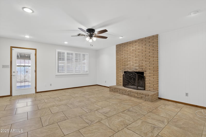 1216 Wesleyan Dr, Tempe, AZ 85282