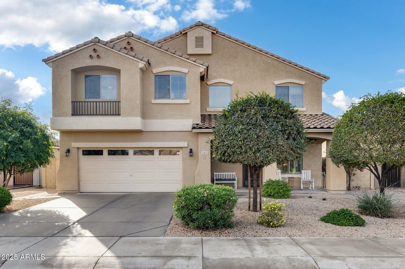12163 Locust Ln, Avondale, AZ 85323