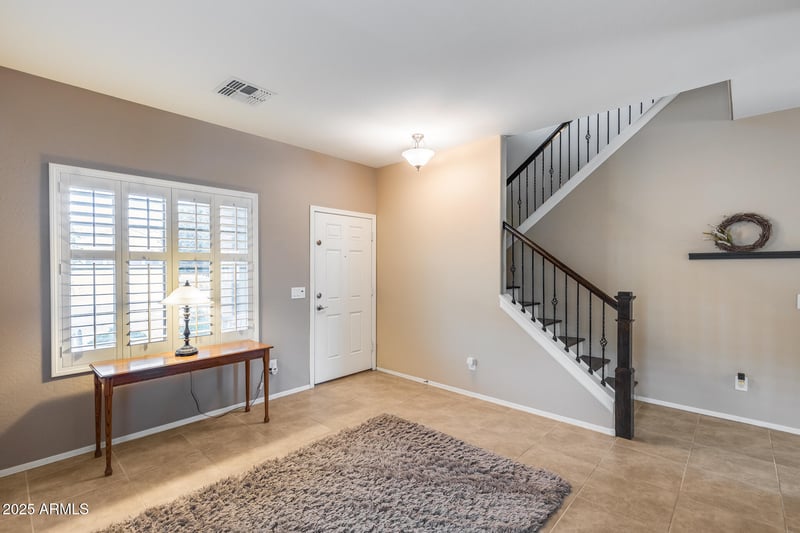 12163 Locust Ln, Avondale, AZ 85323