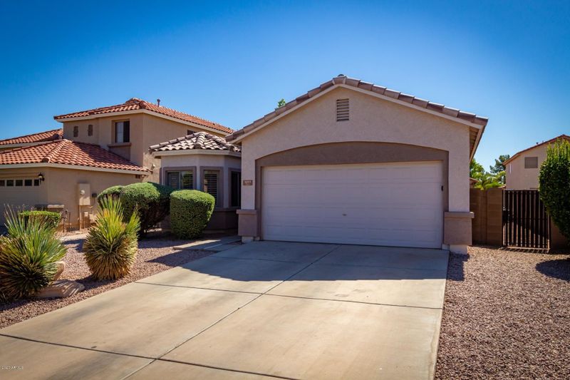 1217 S Parkcrest Ct, Gilbert, AZ 85296