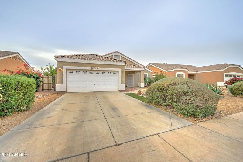 12171 W Dreyfus Dr, El Mirage, AZ 85335